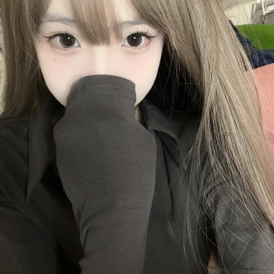 女生充满青春气息的头像图片