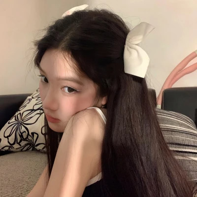 女生充满青春气息的头像图片