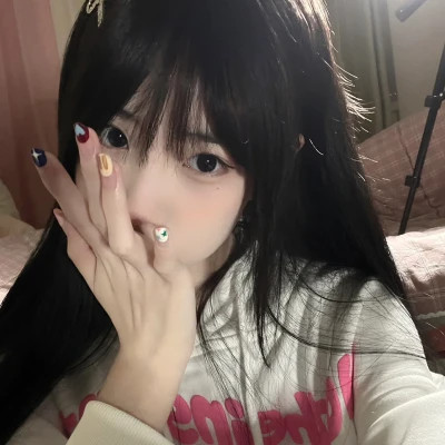 女生充满青春气息的头像图片
