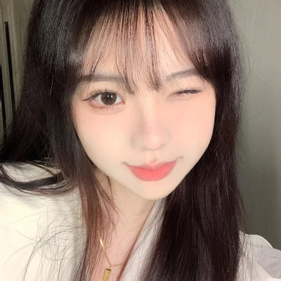 女生充满青春气息的头像图片