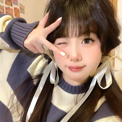 青春简单的头像女