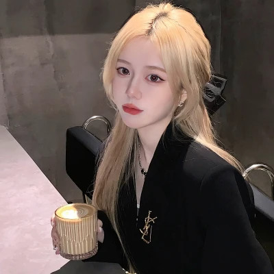 青春简单的头像女