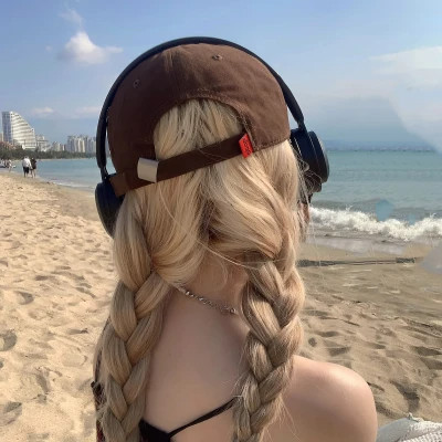 青春简单的头像女