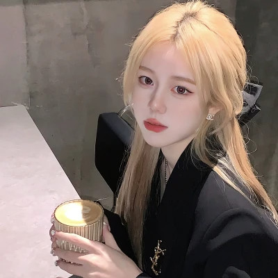 青春简单的头像女