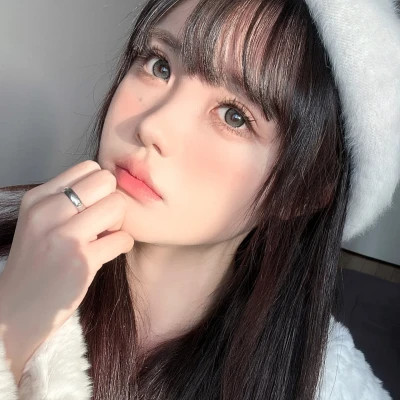 青春简单的头像女