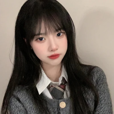 青春简单的头像女