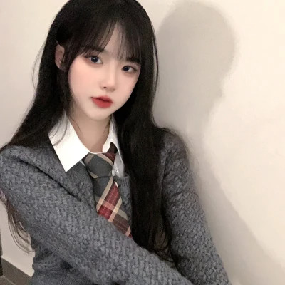 青春简单的头像女