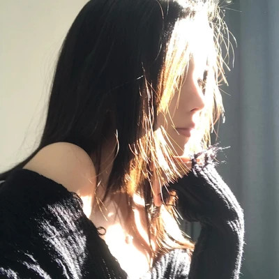 青春美女图的头像