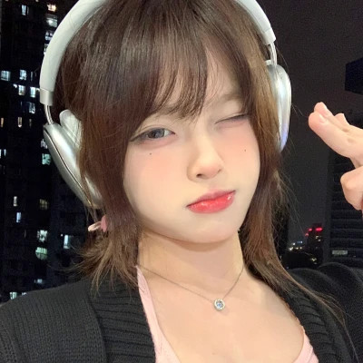青春美女图的头像