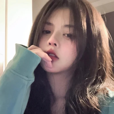 青春头像女生气质高清照片