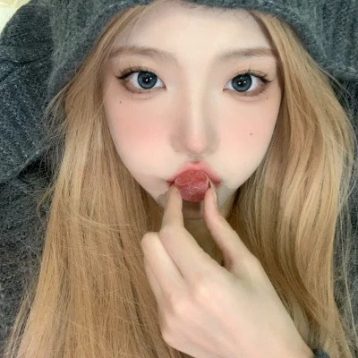 青春美女头像高清