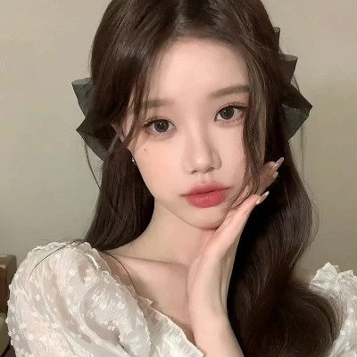 青春美女头像高清