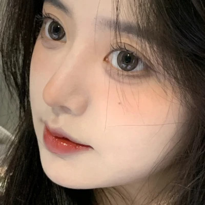 青春美女头像高清