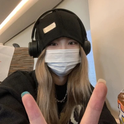 青春美女头像高清