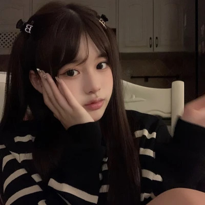 青春美女头像高清