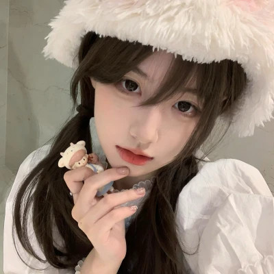 青春美女头像高清