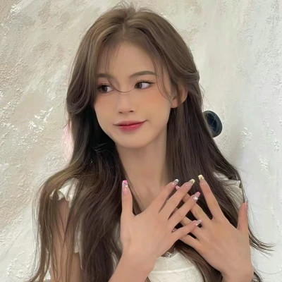 2025青春女生头像阳光可爱