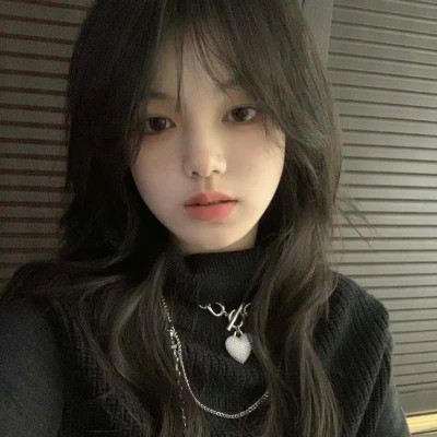2025青春女生头像阳光可爱