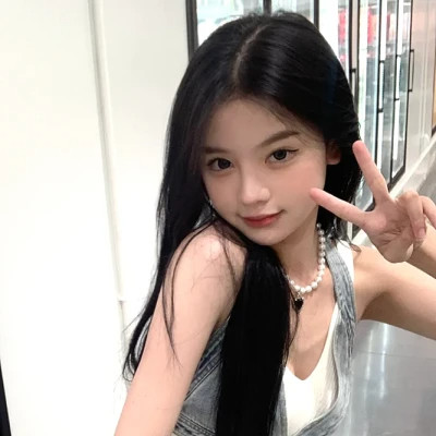 简单好看的青春头像图片女生