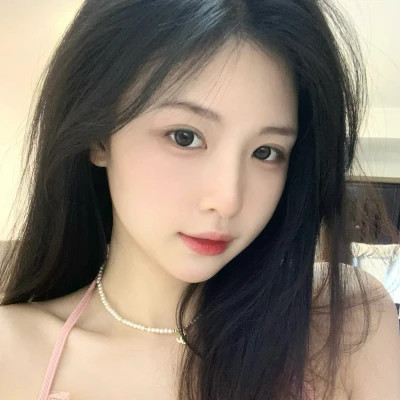 女生青春感十足的头像图片
