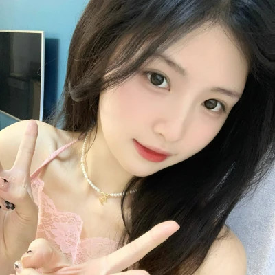 女生青春感十足的头像图片