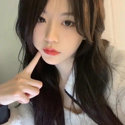 女生青春感十足的头像图片