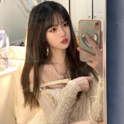 女生青春感十足的头像图片