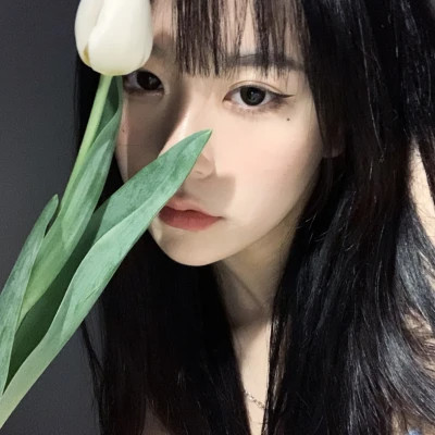 女生青春感十足的头像图片