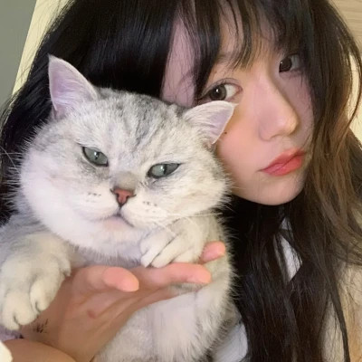 女生青春感十足的头像图片