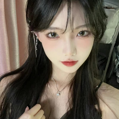 女生青春感十足的头像图片