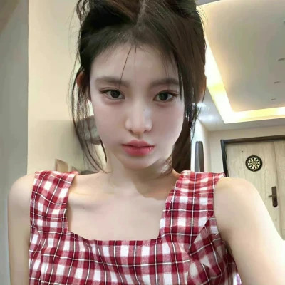 点赞超高的女生头像图片