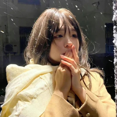 容易涨粉的头像女