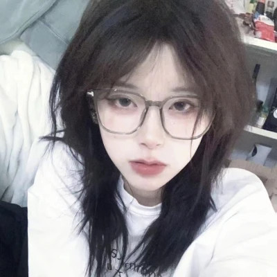 容易涨粉的头像女