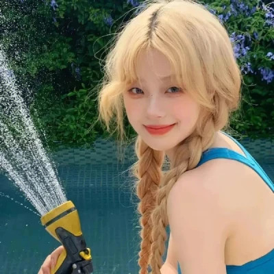 容易涨粉的头像女