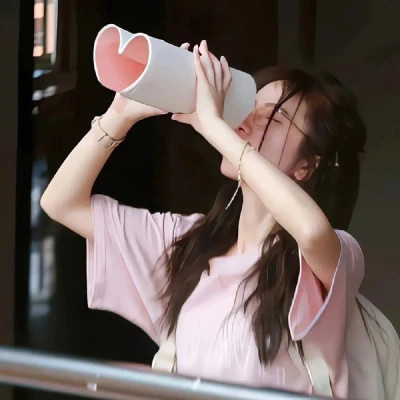 容易涨粉的头像女