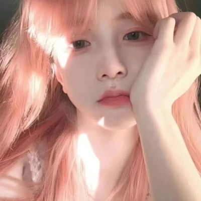 爆火的可爱高清2025女生头像