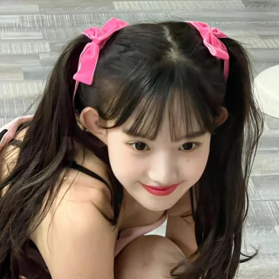 爆火的可爱高清2025女生头像