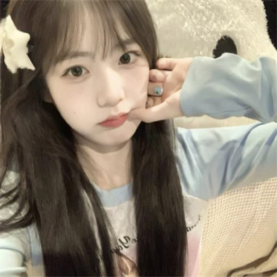 爆火的可爱高清2025女生头像