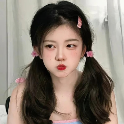 爆火的可爱高清2025女生头像