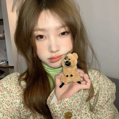 2025可爱女生头像真人图片