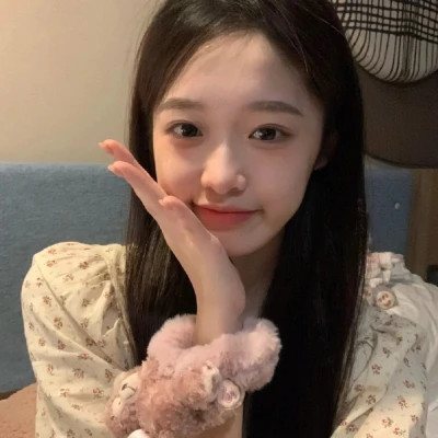 2025可爱女生头像真人图片