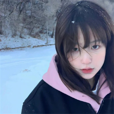 2025可爱女生头像真人图片