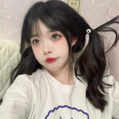 2025可爱女生头像真人图片