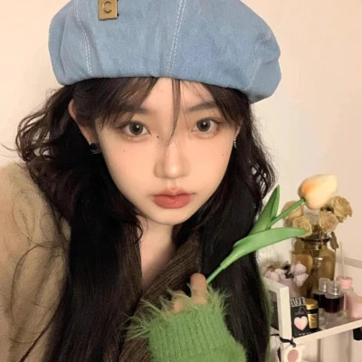 2025年可爱女生微信头像真人