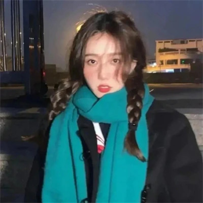 2025年可爱女生微信头像真人