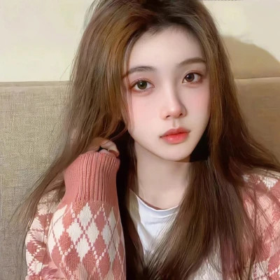 2025年可爱女生微信头像真人