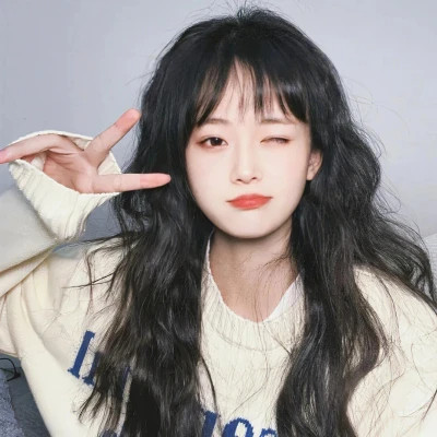 2025年可爱女生微信头像真人