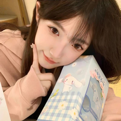 2025年可爱女生微信头像真人