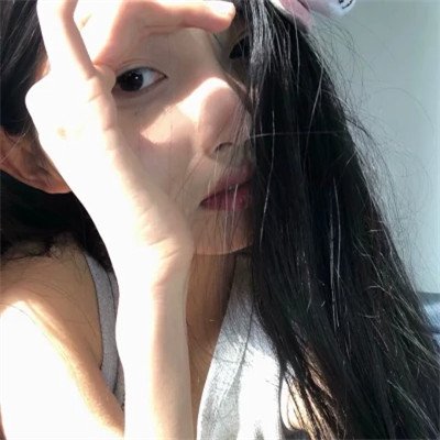 2025年可爱女生微信头像真人