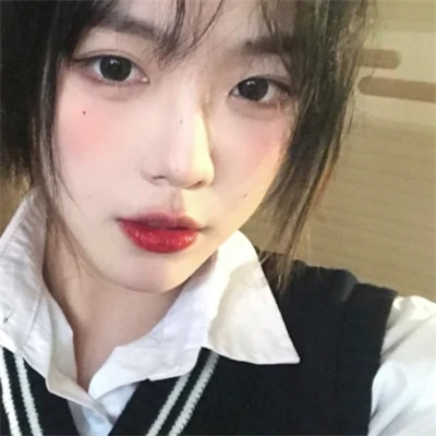 2025真人高清可爱女生头像